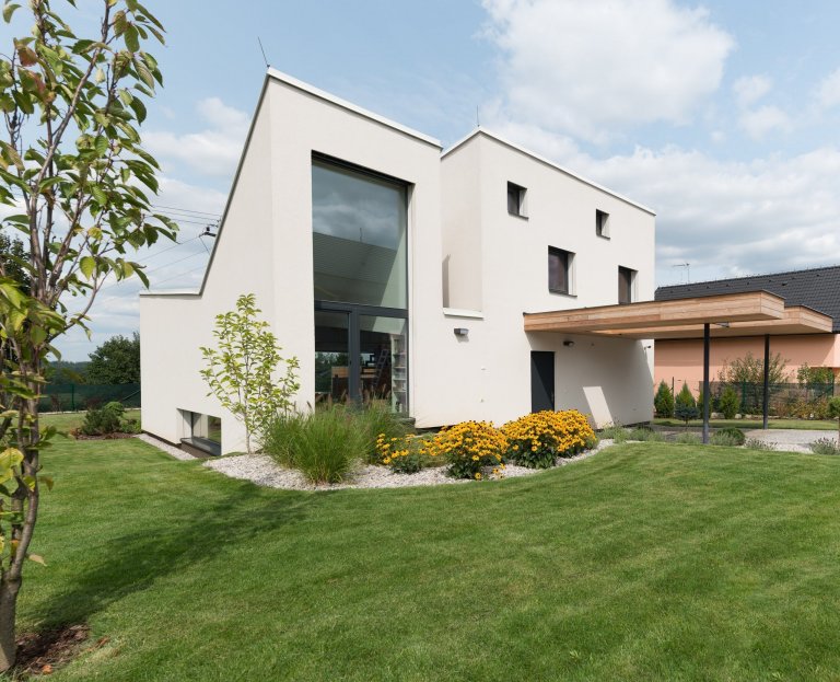 Lorem ipsum&nbsp;(zkráceně&nbsp;lipsum) je označení pro standardní pseudolatinský text užívaný v grafickém designu a navrhování jako&nbsp;demonstrativní…