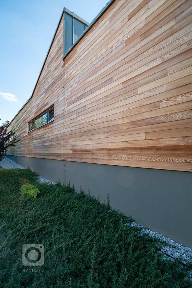 Autor:&nbsp;
SNOVÁ TOVÁRNA
Realizace:&nbsp;
2015
Užitná plocha:&nbsp;
164,8&nbsp;m2

Novostavba rodinného domu je výrazně ovlivněna menším pozemkem, orientací…