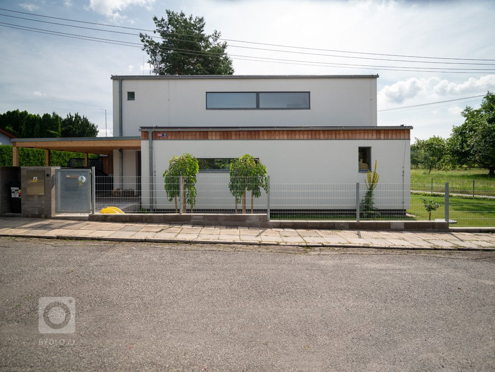 Autor:&nbsp;
Ing. arch. Jakub Loučka
Realizace:&nbsp;
2016
Užitná plocha:&nbsp;
139 m2
Zastavěná plocha:&nbsp;
102 m2
Obestavěný prostor:&nbsp;
610 m3
Potřeba…