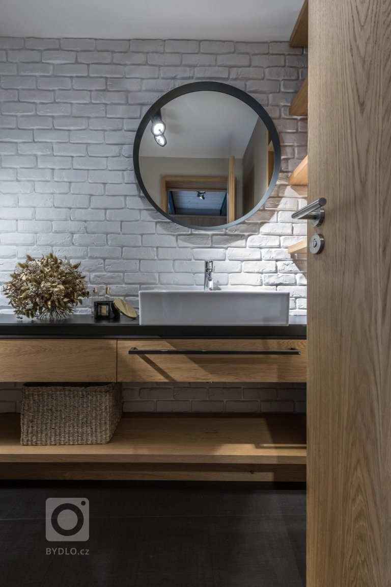 add picture to album