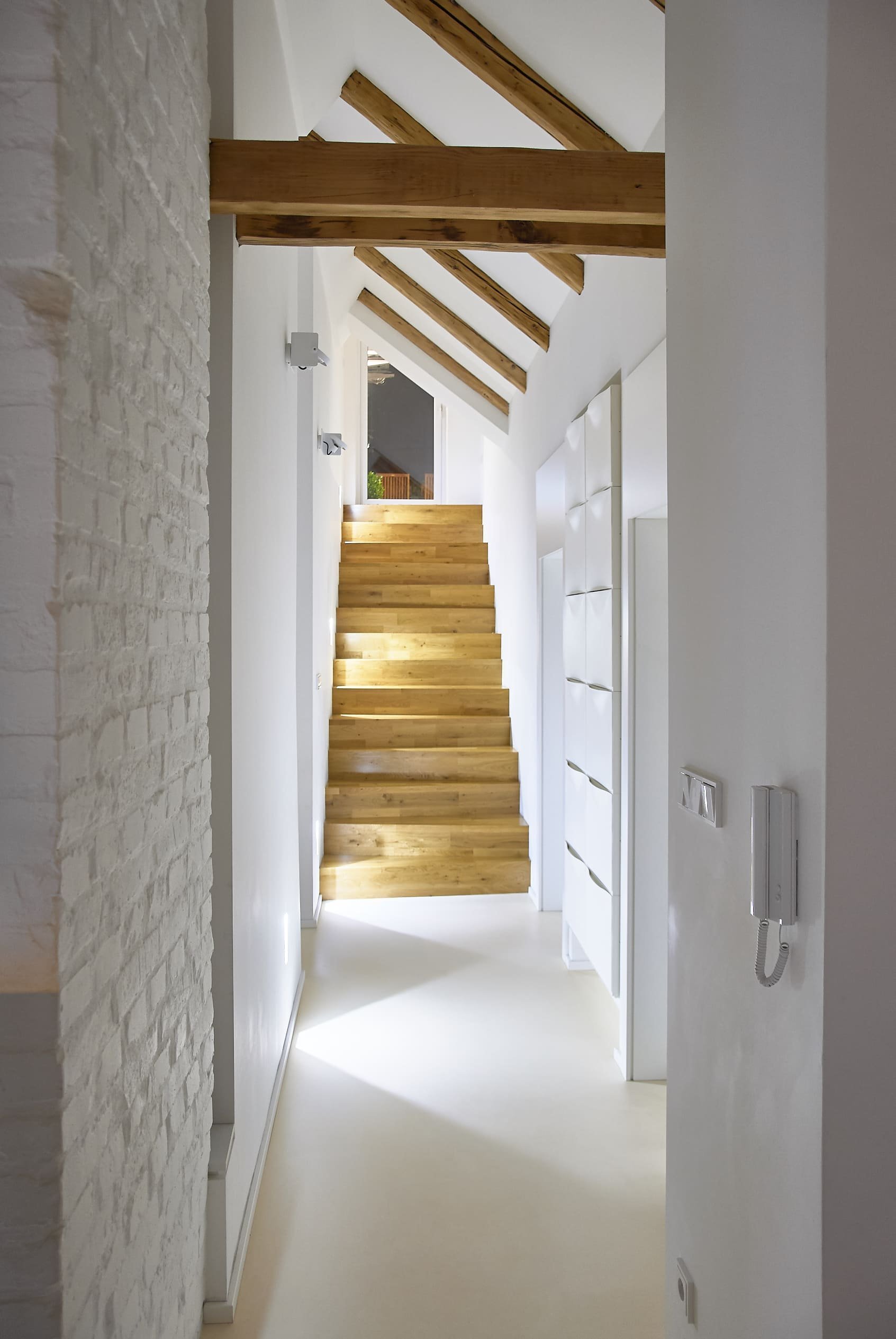 Podkrovní bydlení jako stvořené pro městský život