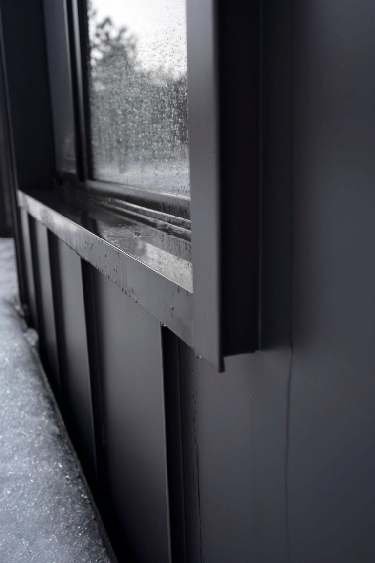 Dům propojený lesem