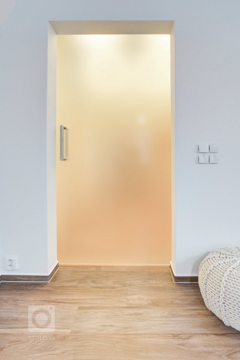 add picture to album