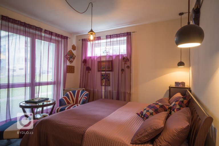 add picture to album