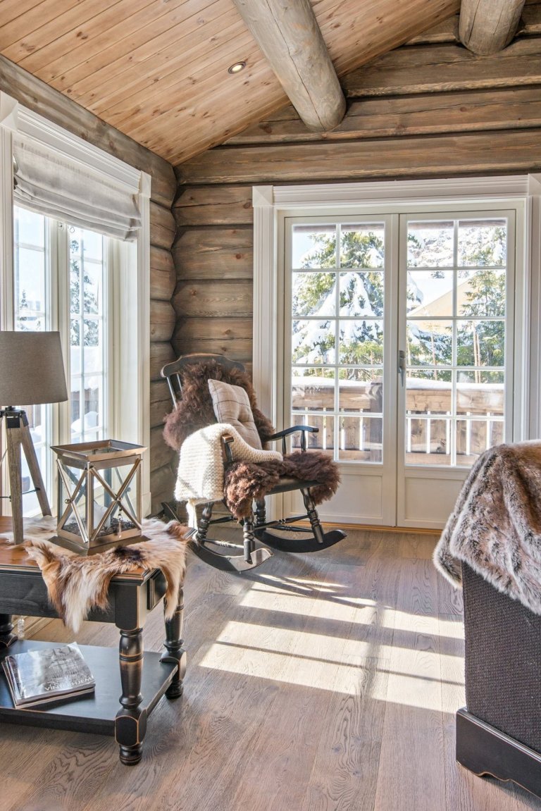 Norský srub v horách