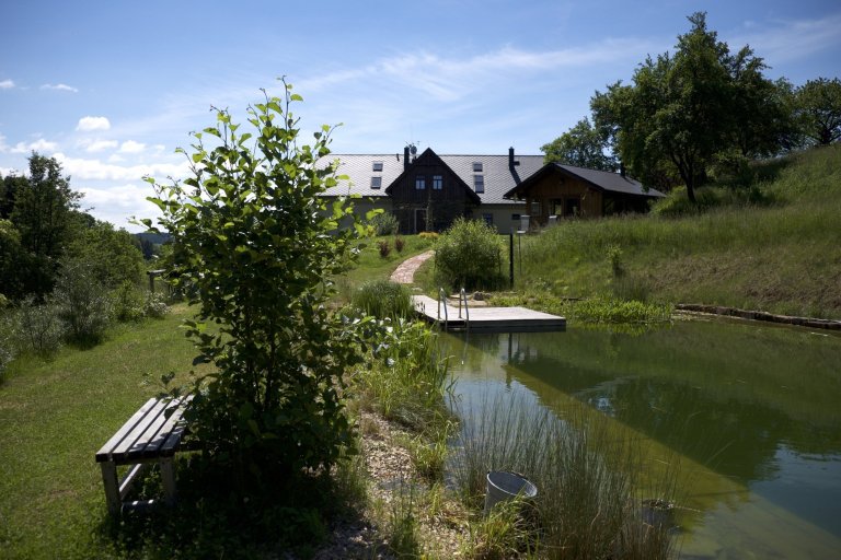 Rekonstrukce venkovské chalupy stála za to