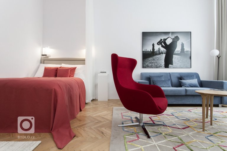 add picture to album