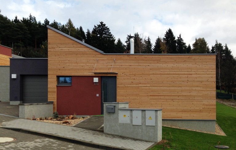 Řadové domy u lesa