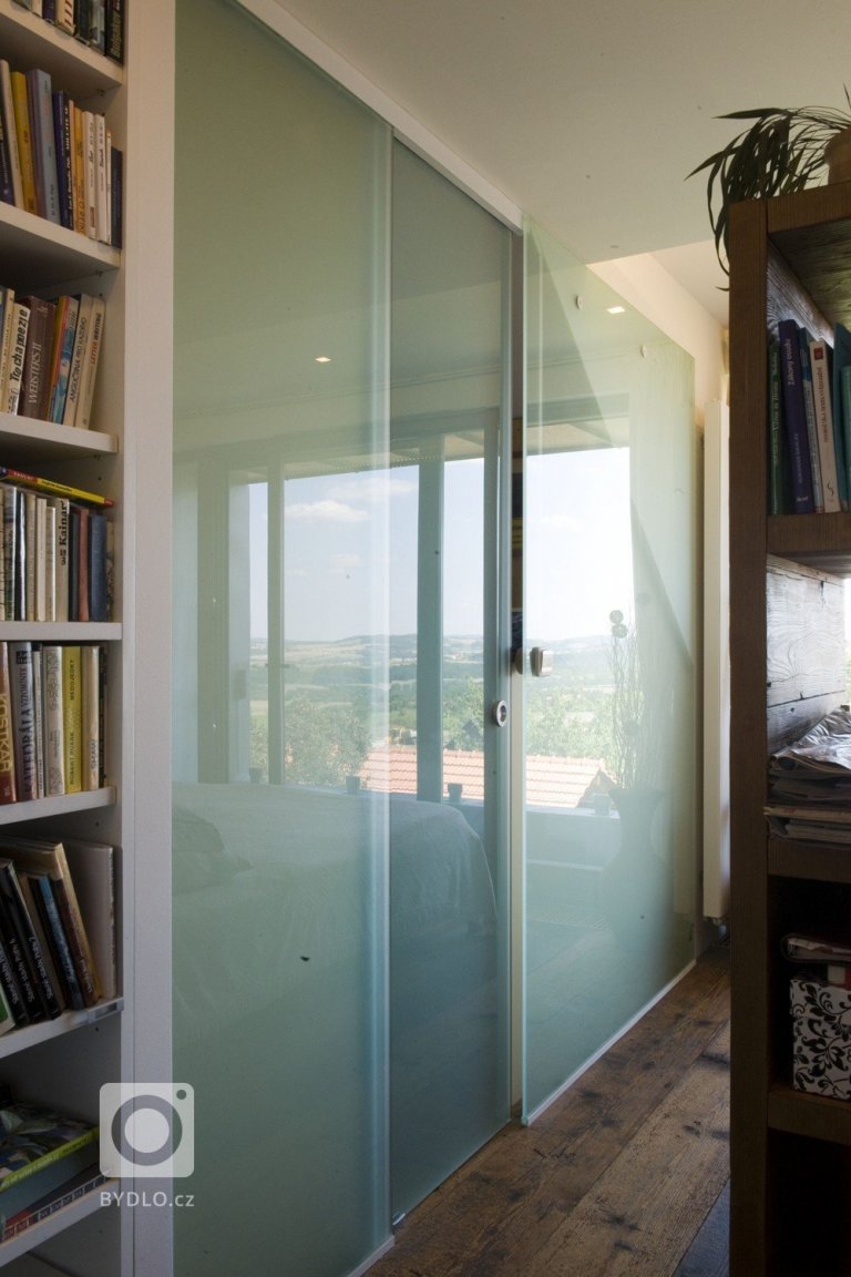 add picture to album