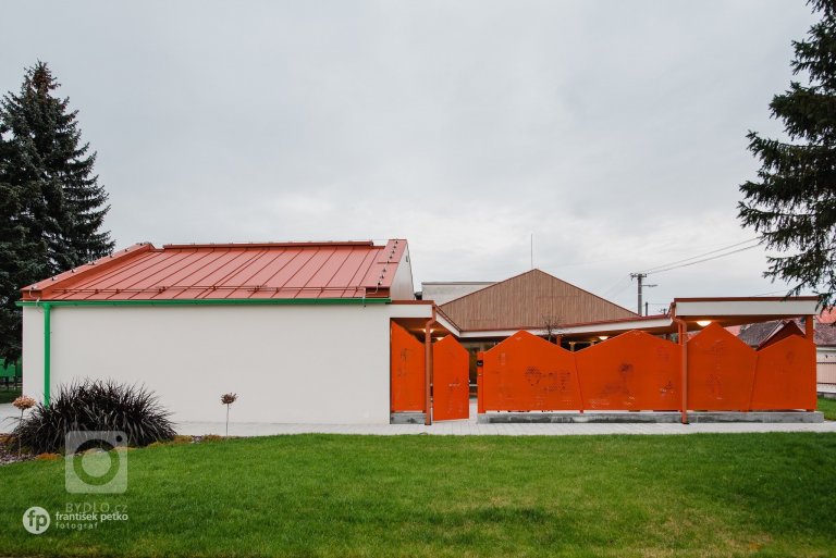 add picture to album