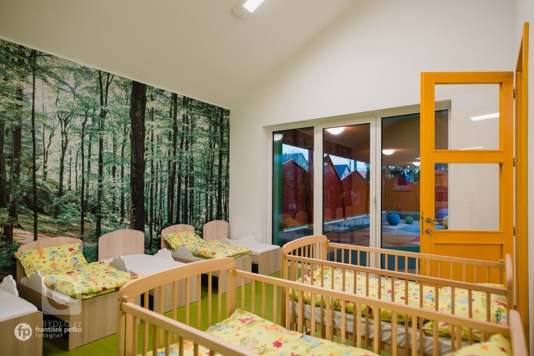 add picture to album