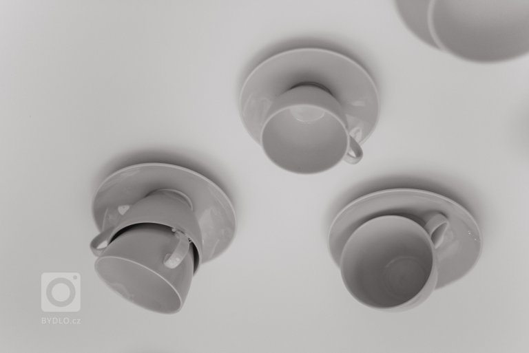 add picture to album