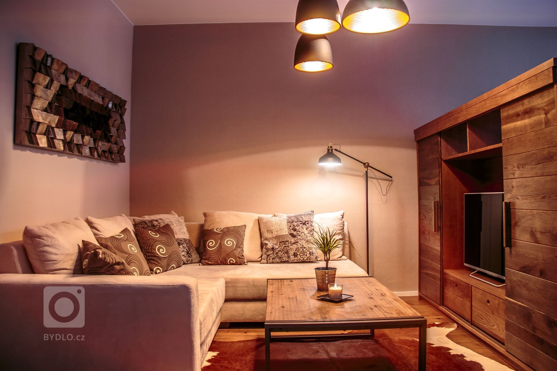 Kuchyně je bezpochyb jedním z nejdůležitějších míst domova. Stává se centrem působení celé rodiny, ale také místem k vytváření kulinářských zážitků.
