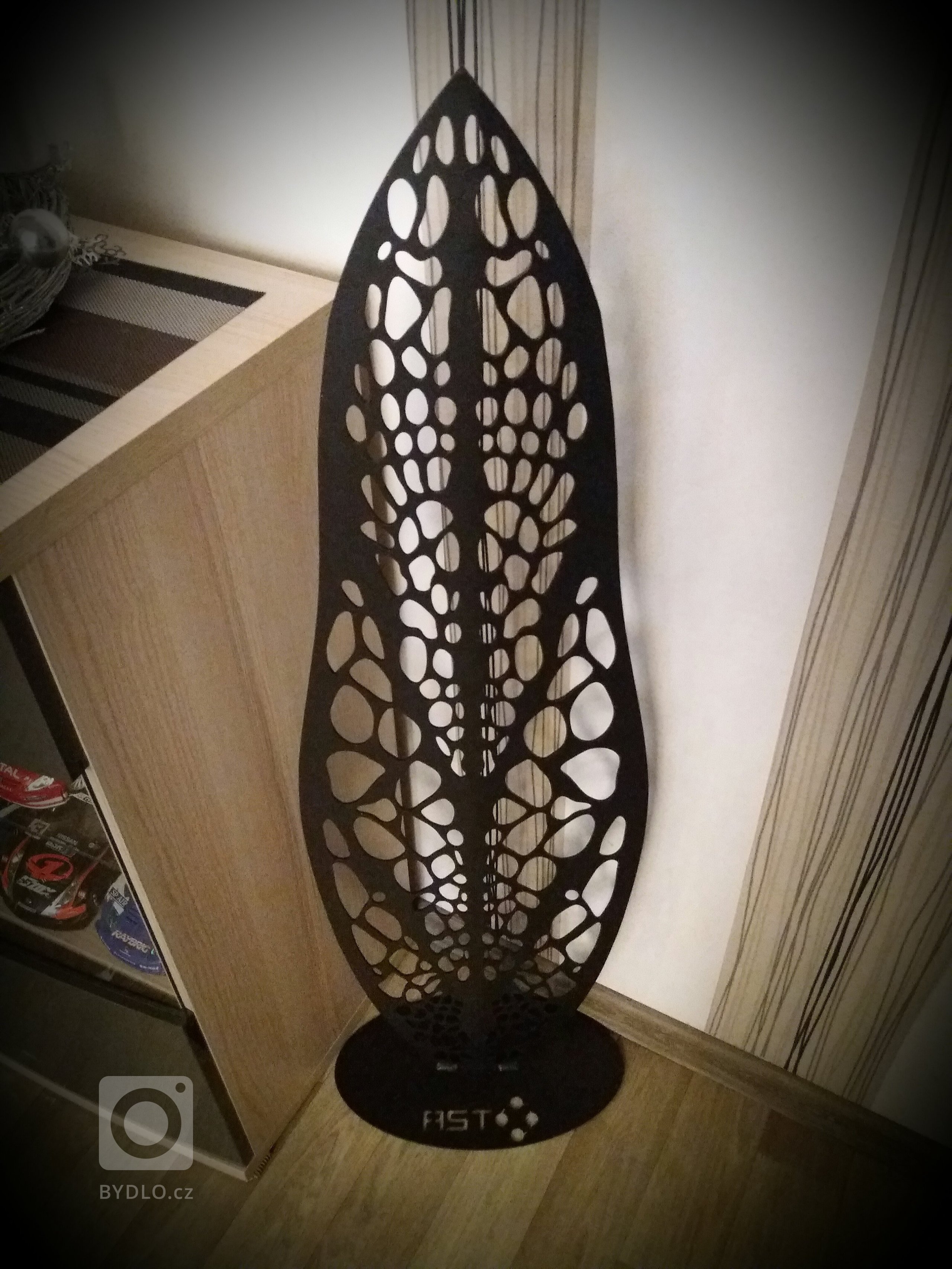 Designový doplněk - list 1