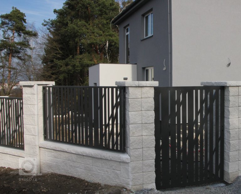 add picture to album