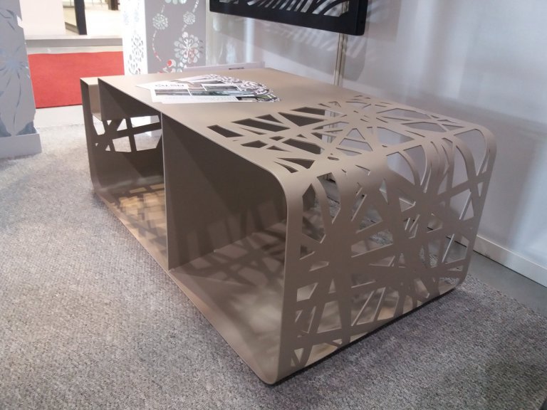 Konferenční stolek 3