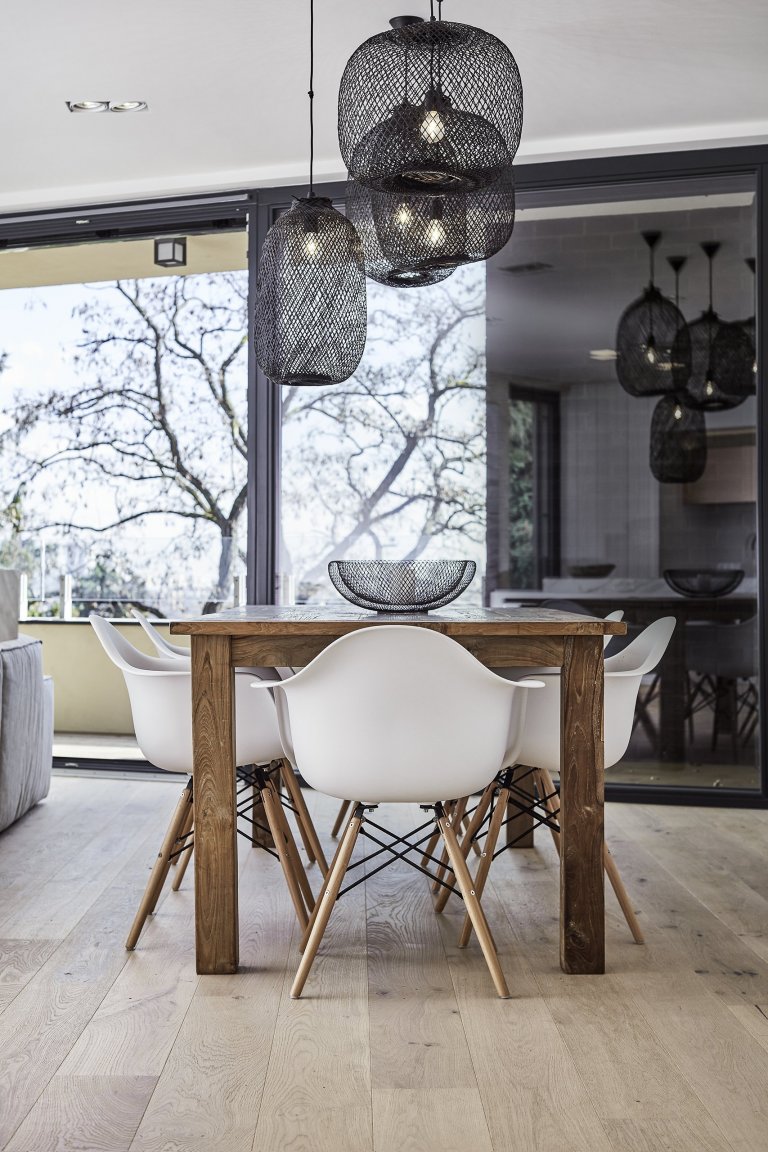 Byt v Barrandovských zahradách

Tentokrát šlo o to získat bydlení ve městě, co nejlepší možné místo. Takový byt, útočiště když chcete být chvilku sami nebo…