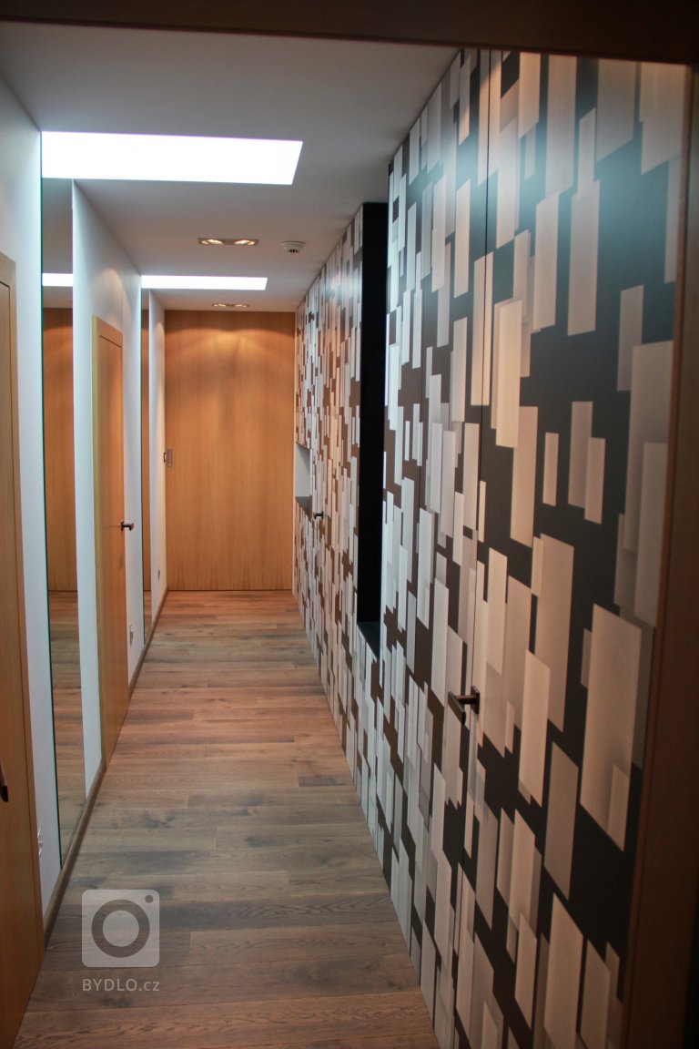 add picture to album