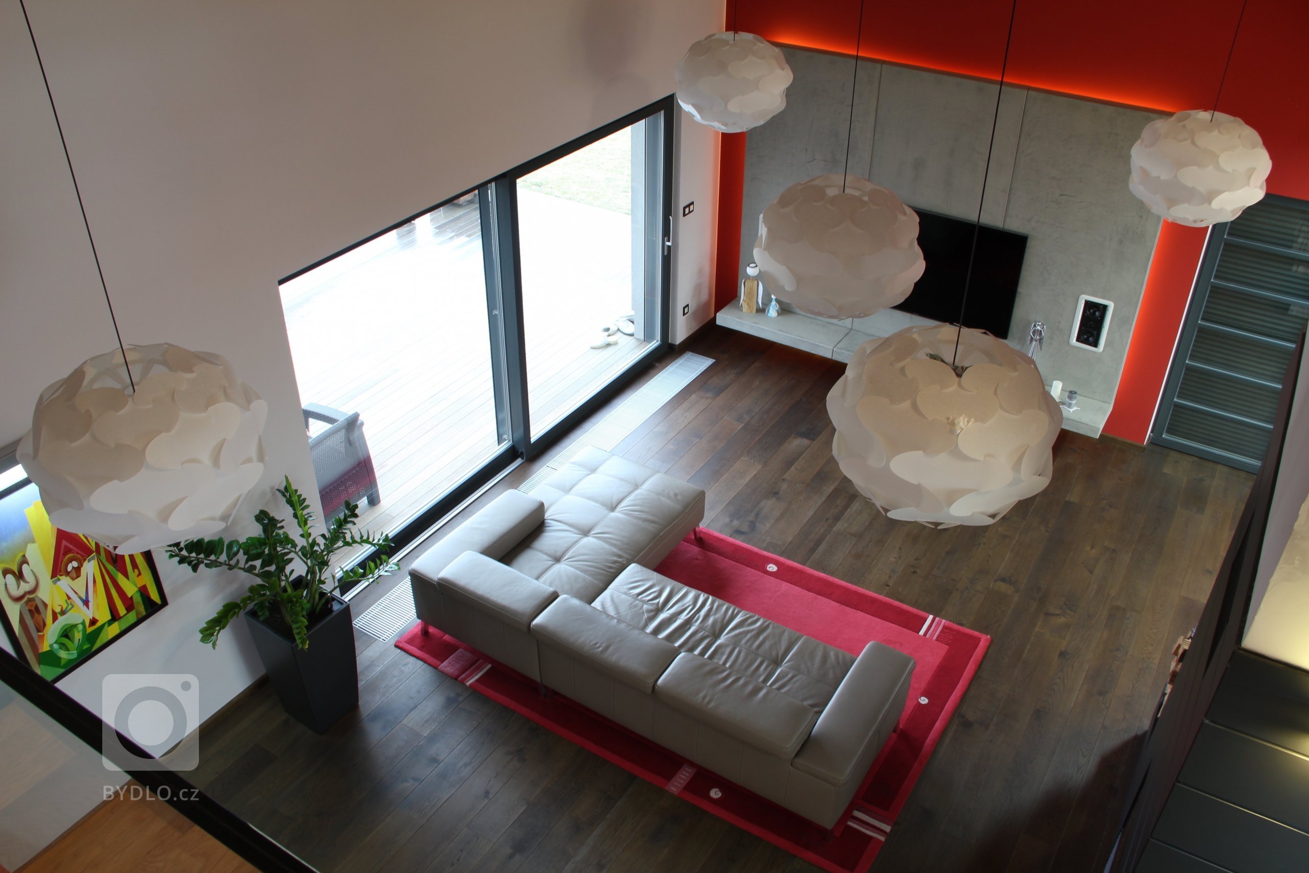 Klient oslovil naši firmu a požadoval vytvoření studie celého interiéru domu, kdy můžeme při tvorbě studie ještě dispozičně měnit projekt. Studie interiéru…