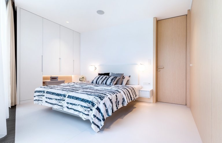 Cílem projektu bylo navrhnout byt pro mladou rodinu s dětmi tak, aby vše mělo jasnou koncepci, co se týká uspořádání, funkčnosti a kvality použitých materiálů.…