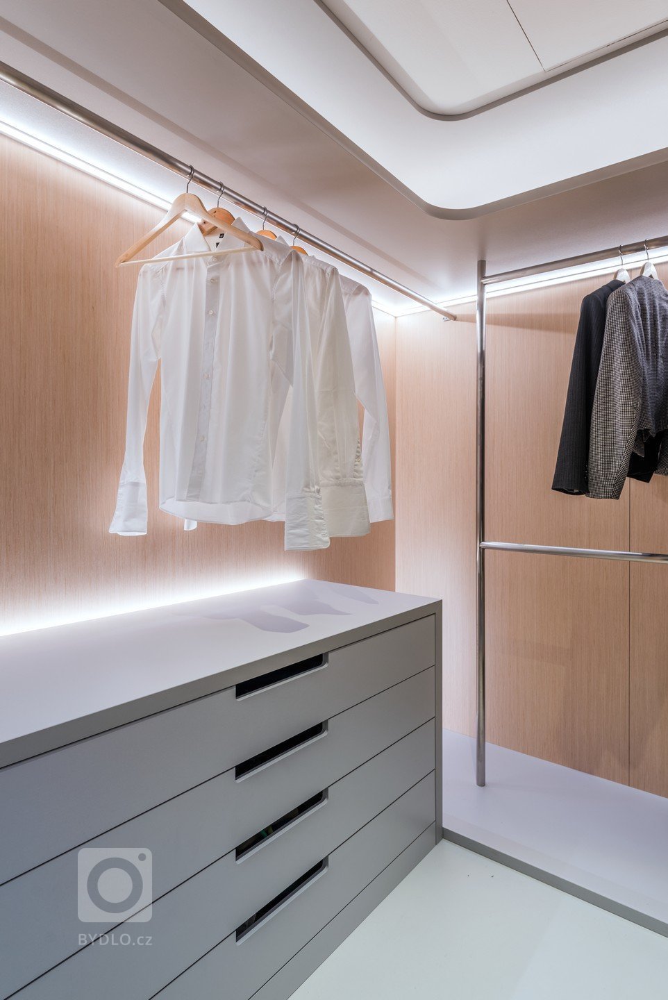 Cílem projektu bylo navrhnout byt pro mladou rodinu s dětmi tak, aby vše mělo jasnou koncepci, co se týká uspořádání, funkčnosti a kvality použitých materiálů.…