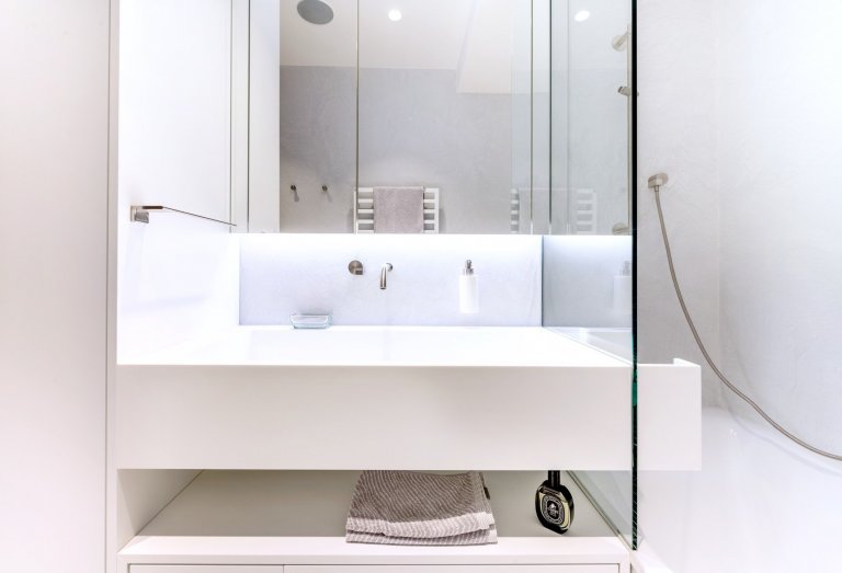 Cílem projektu bylo navrhnout byt pro mladou rodinu s dětmi tak, aby vše mělo jasnou koncepci, co se týká uspořádání, funkčnosti a kvality použitých materiálů.…