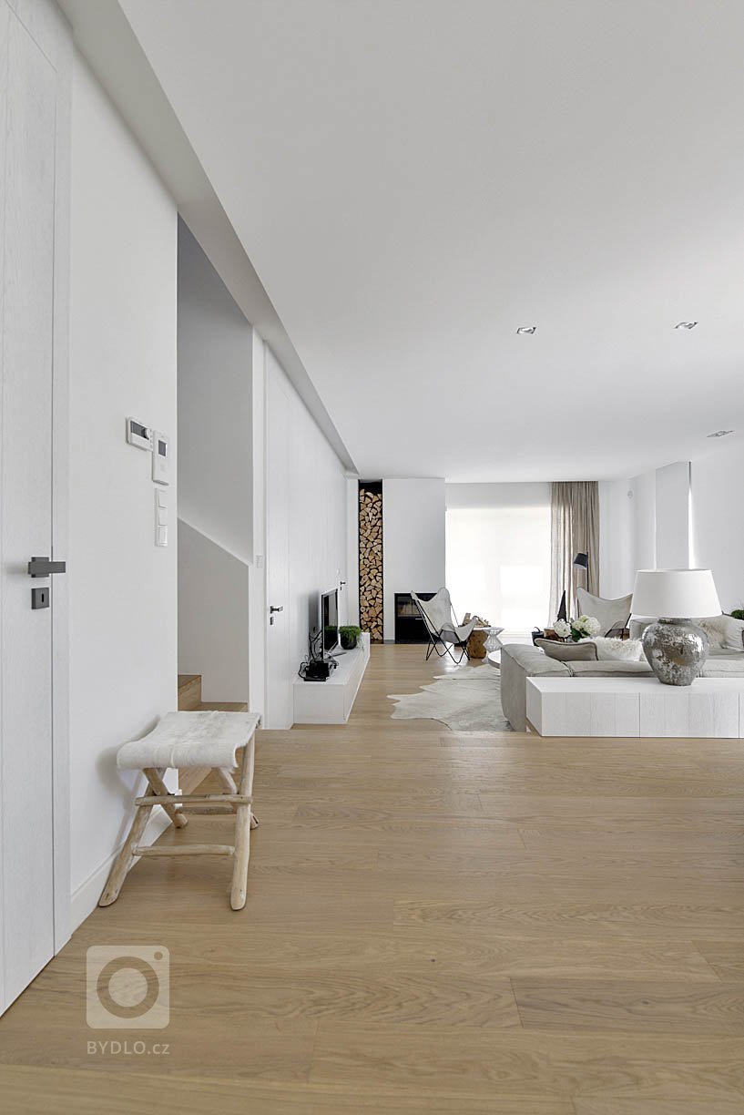 Blanenský kraj a&nbsp;jeho atraktivní prostředí si manželé zamilovali už dříve, když sem jezdili za příbuznými. Nepodařilo se jim zde ale koupit pěkný pozemek…