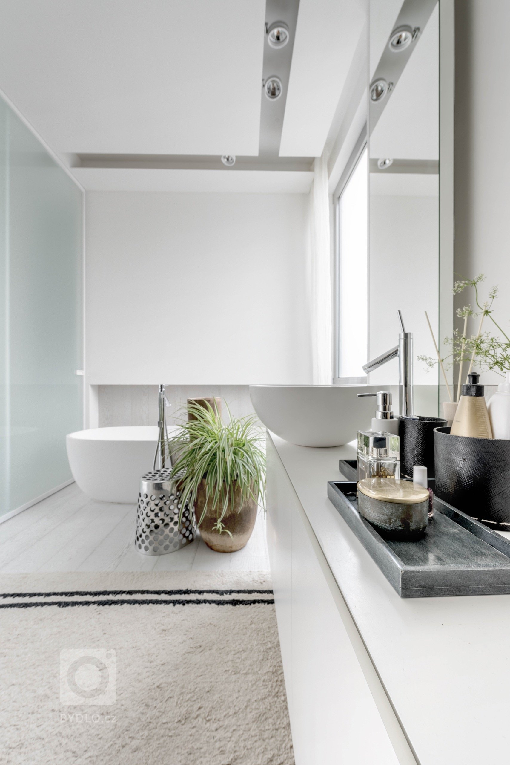 Po více než deseti letech strávených v&nbsp;zahraničí a&nbsp;několika v&nbsp;Praze se Pavel a&nbsp;Kari rozhodli přestěhovat do Zlína a&nbsp;postavit si tu…