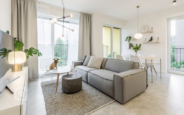 add picture to album