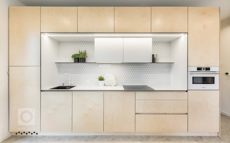 add picture to album