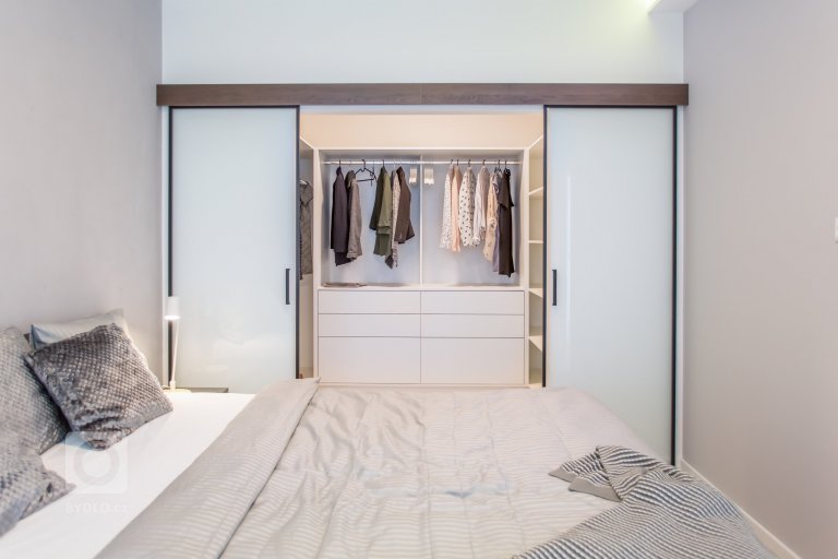 add picture to album