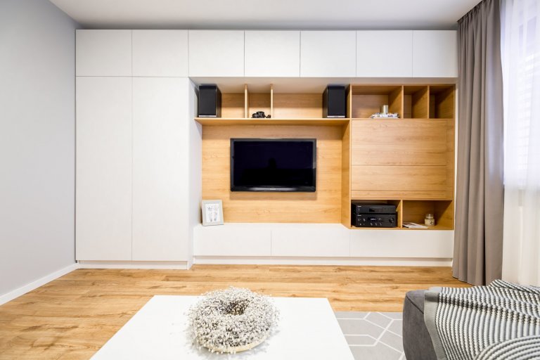 Kompletná rekonštrukcia panelového bytu v Petržalke&nbsp;????
Nahliadnite do našej realizácie interiéru, kde sme výraznou zmenou dispozície dosiahli kvalitu…