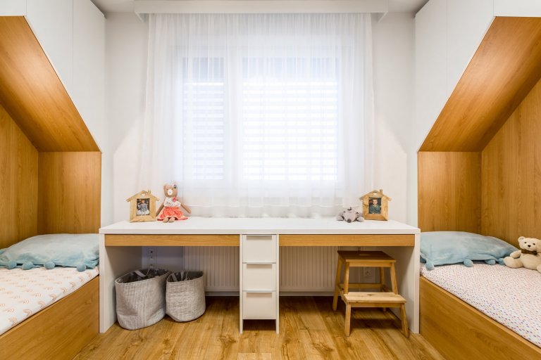 Kompletná rekonštrukcia panelového bytu v Petržalke&nbsp;????
Nahliadnite do našej realizácie interiéru, kde sme výraznou zmenou dispozície dosiahli kvalitu…