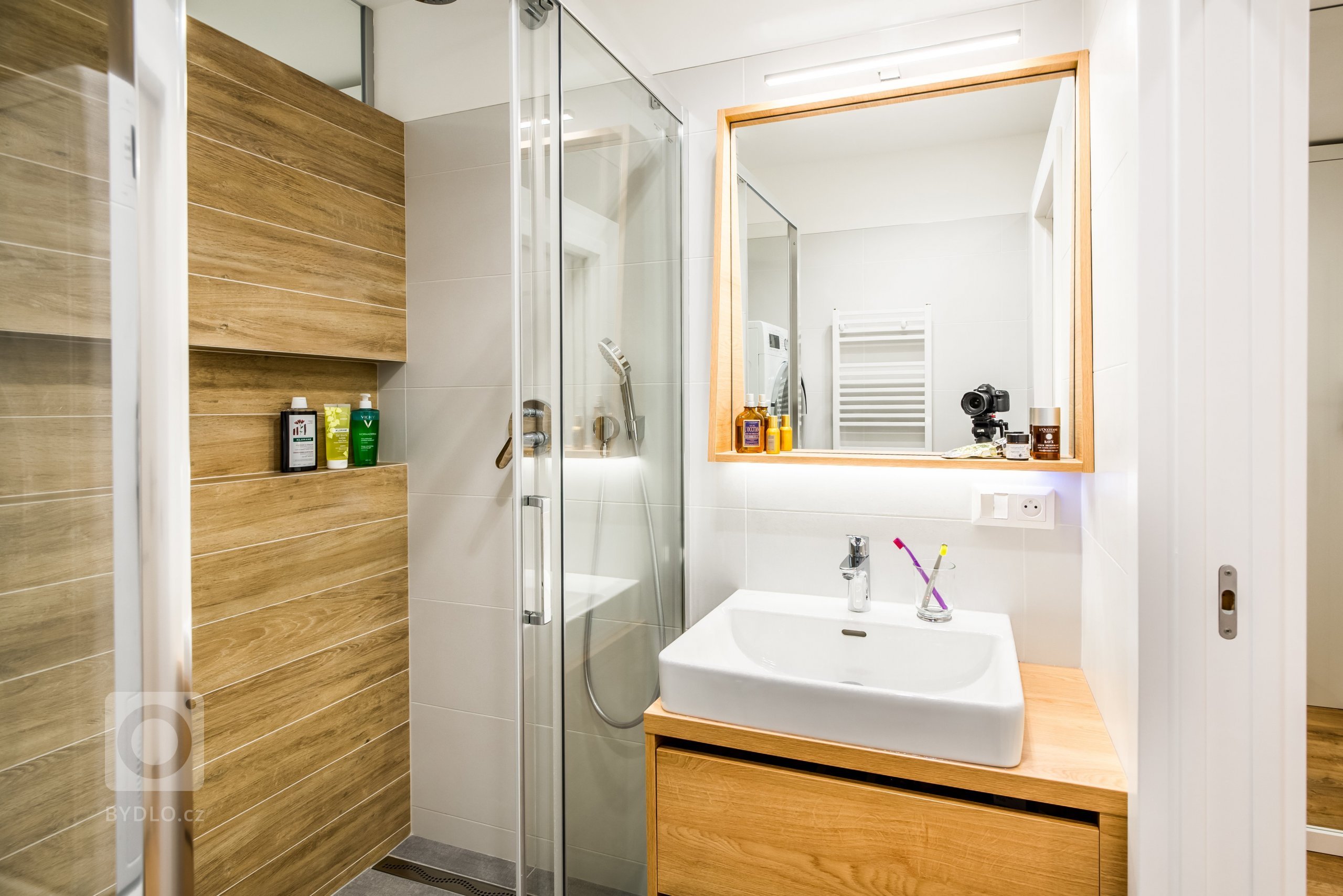 Kompletná rekonštrukcia panelového bytu v Petržalke&nbsp;????
Nahliadnite do našej realizácie interiéru, kde sme výraznou zmenou dispozície dosiahli kvalitu…