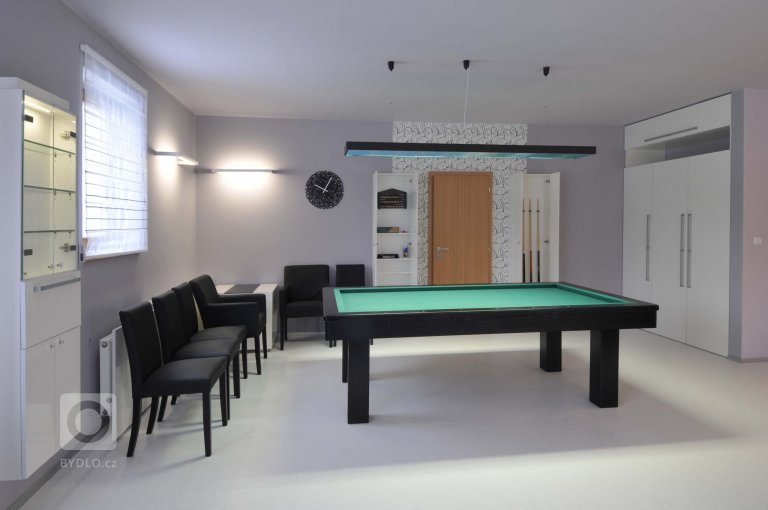 add picture to album