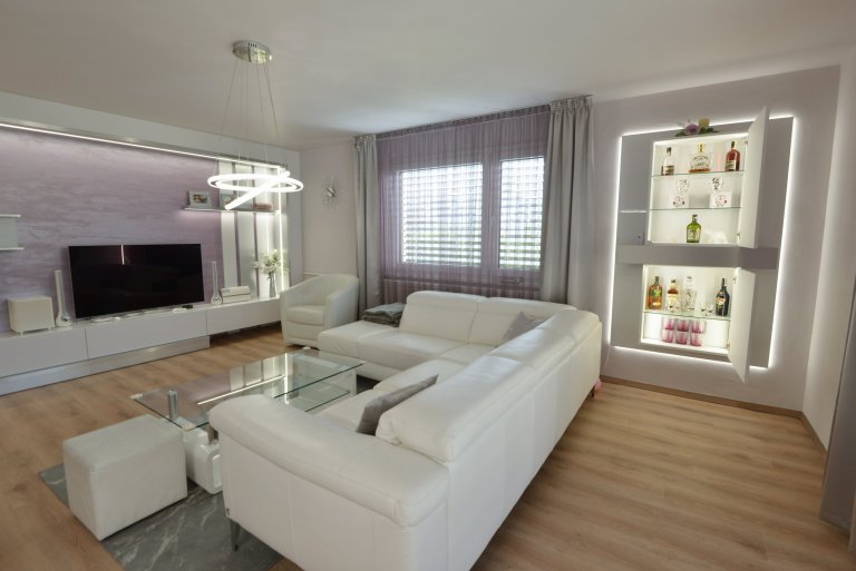 Bílá opět, ale v netradičním pojetí.