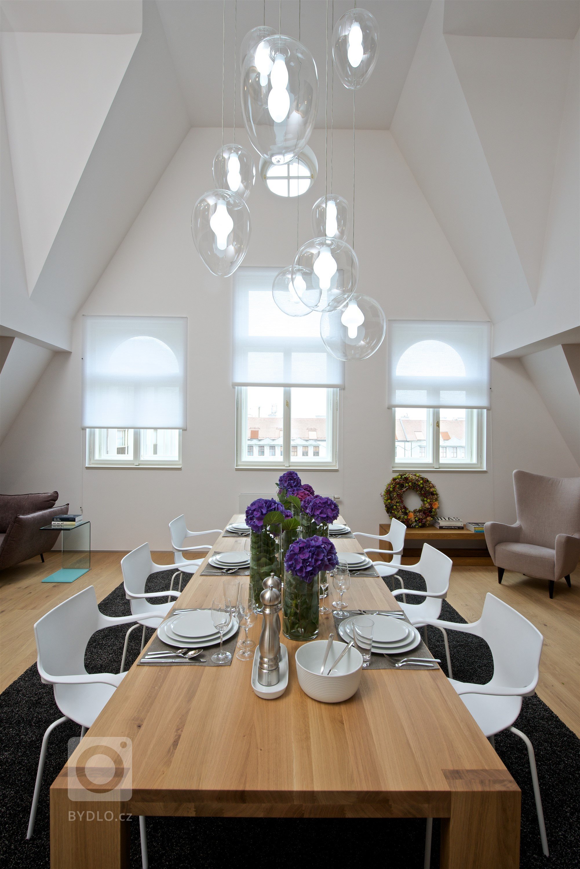 V rámci projektu&nbsp;Squat iD23&nbsp;jsme v bytovém domě v Pařížské ulici č.23 v Praze byli v trochu jiné situaci, než ostatní architekti, kteří na tomto…