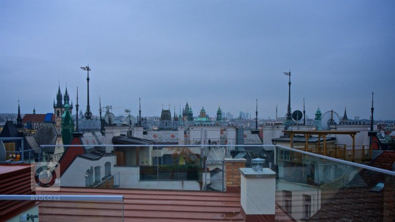 add picture to album