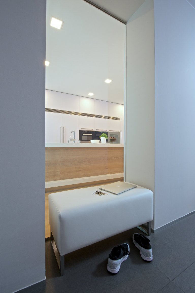 Mladí manželé koupili relativně úzký řadový dům se třemi nadzemními podlažími a sklepem, postavený na přelomu 70. a 80. let minulého století. Ačkoli dům dobře…