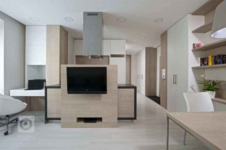 add picture to album