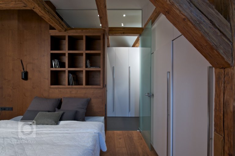 add picture to album