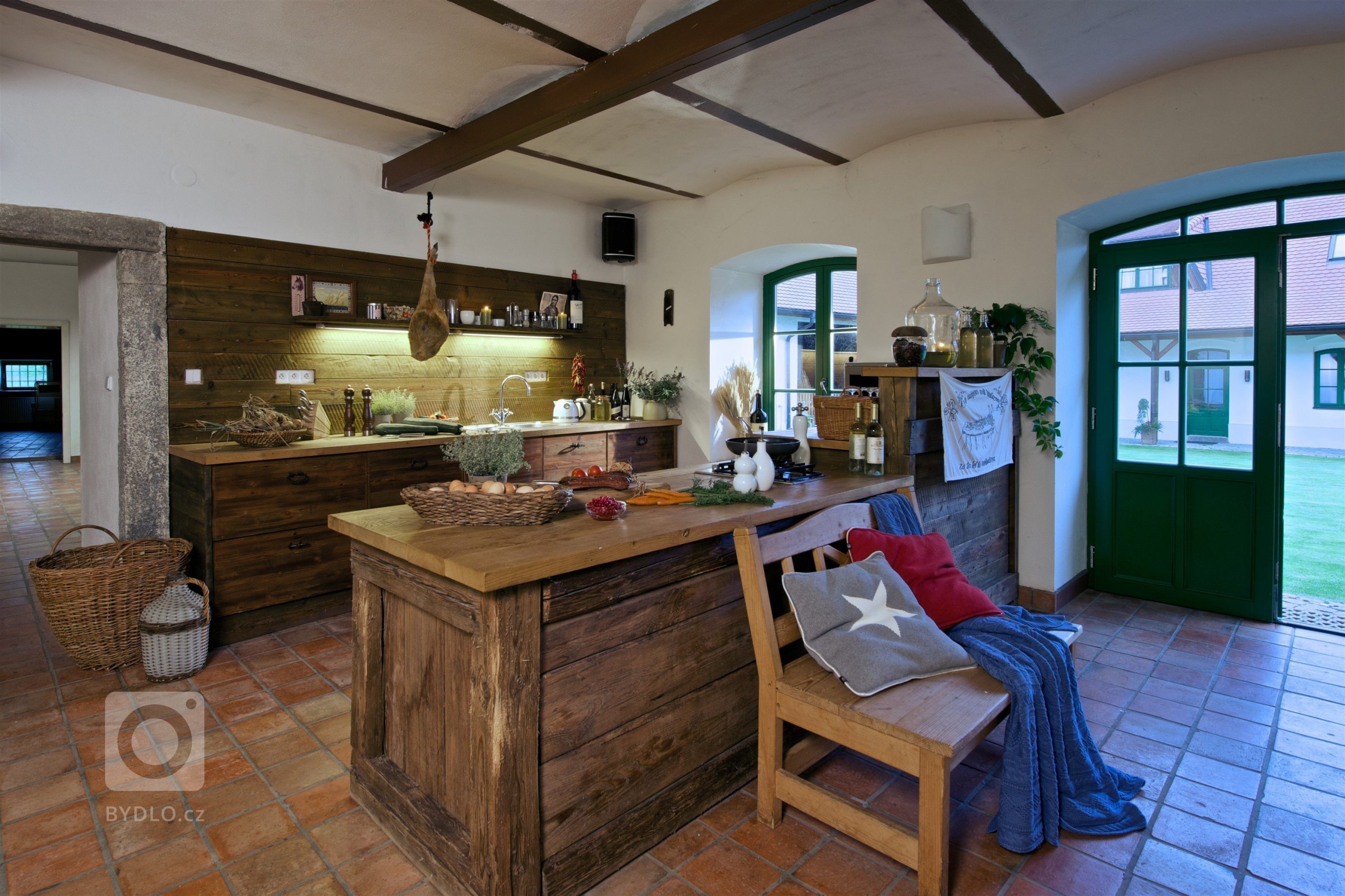 Historie tohoto statku u Písku sahá hluboko do minulosti a je nádherným příkladem, jak lze pečovat o rodinnou tradici.&nbsp;Dnes už byste neuvěřili, že tohle…