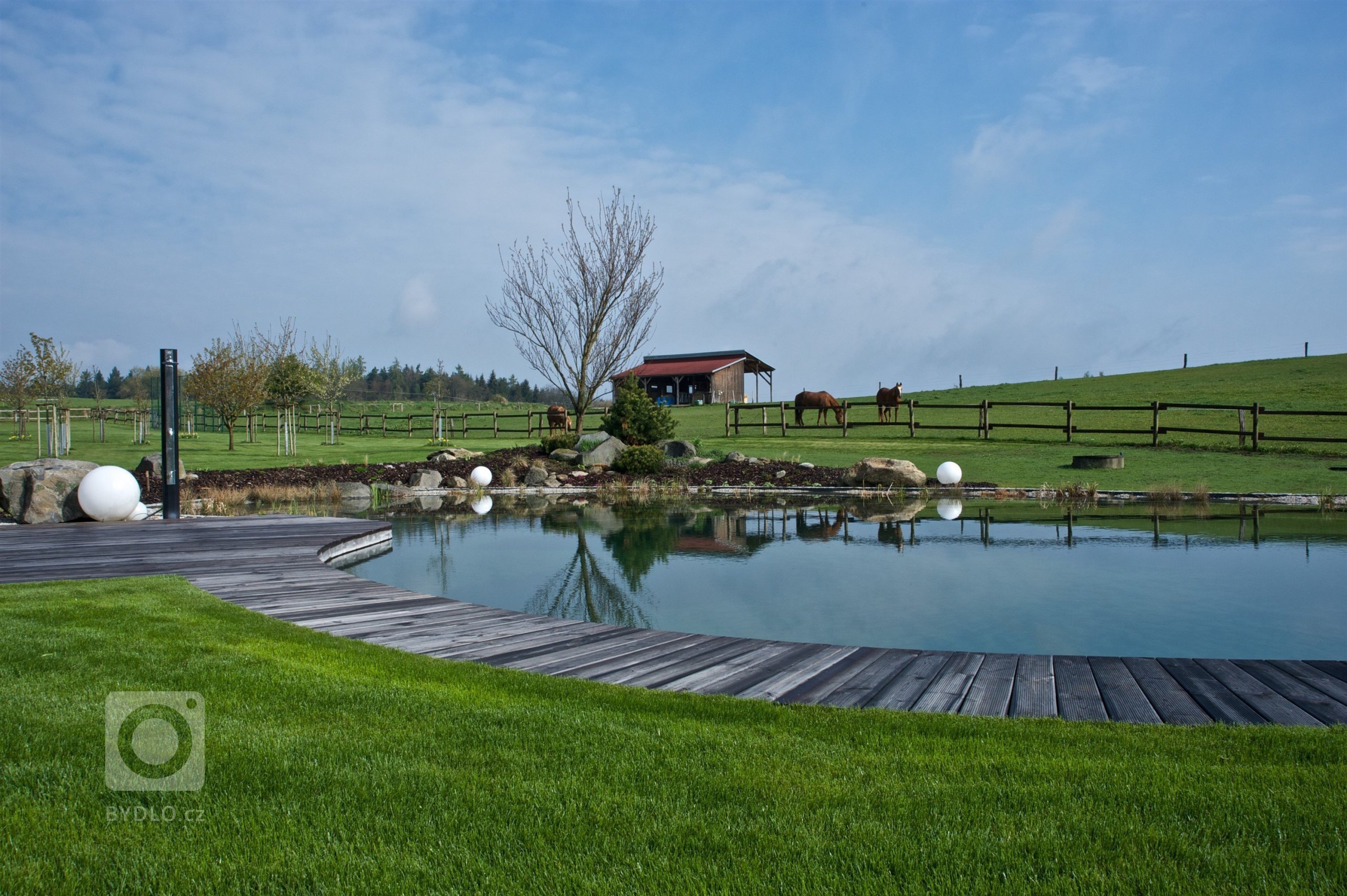 Historie tohoto statku u Písku sahá hluboko do minulosti a je nádherným příkladem, jak lze pečovat o rodinnou tradici.&nbsp;Dnes už byste neuvěřili, že tohle…