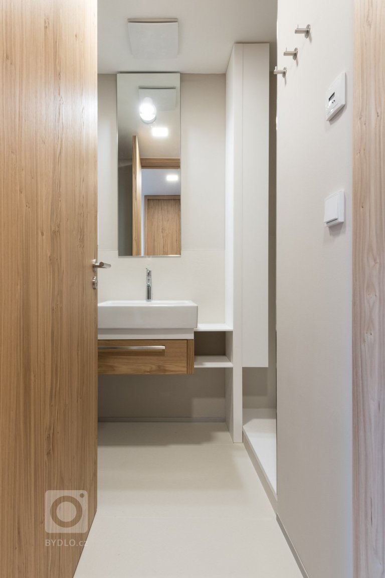 add picture to album