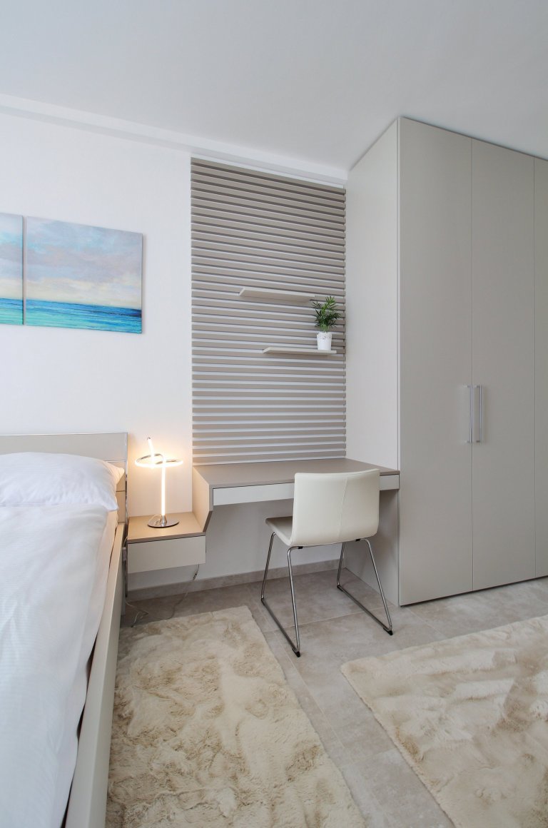 Rekonstrukce bytu v Praze se saunovým koutkem splnila očekávání nejen investora.
