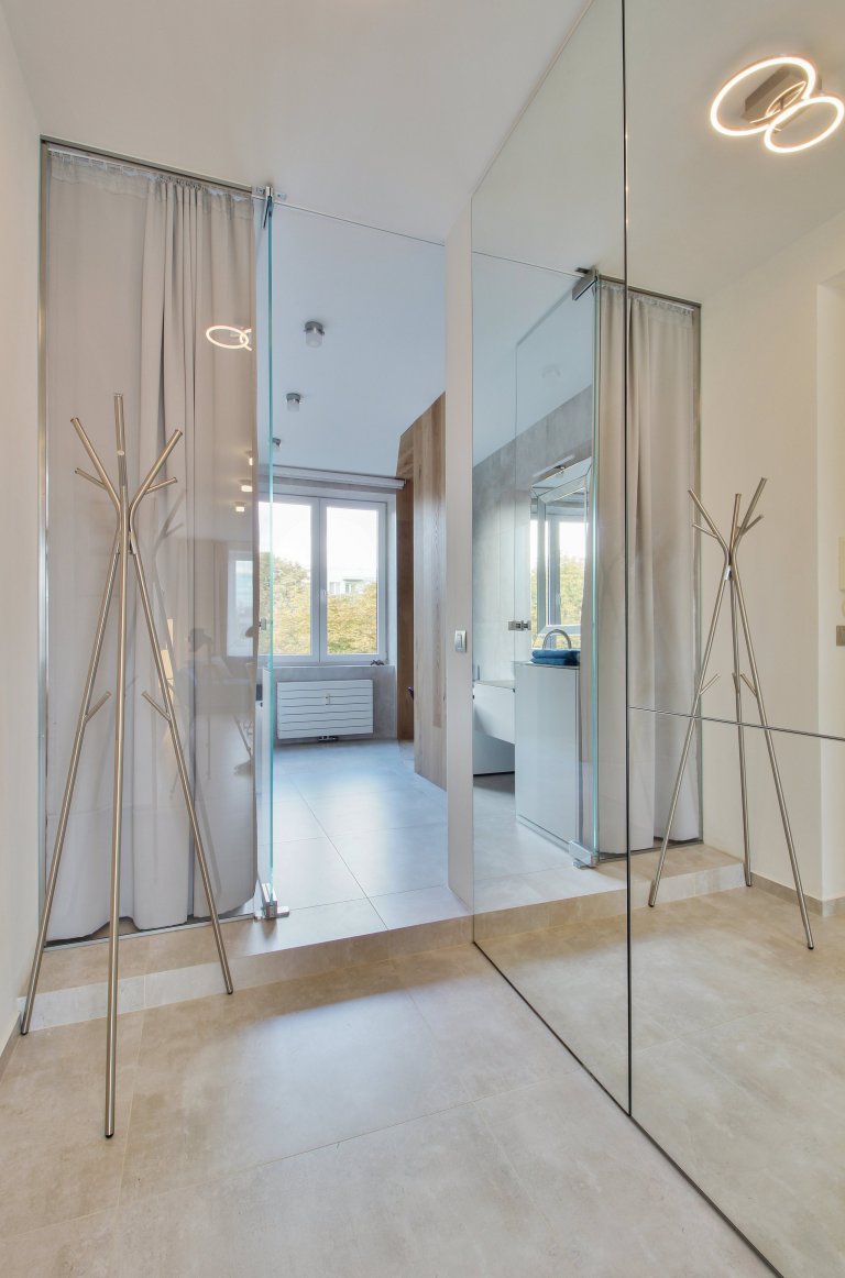 Rekonstrukce bytu v Praze se saunovým koutkem splnila očekávání nejen investora.
