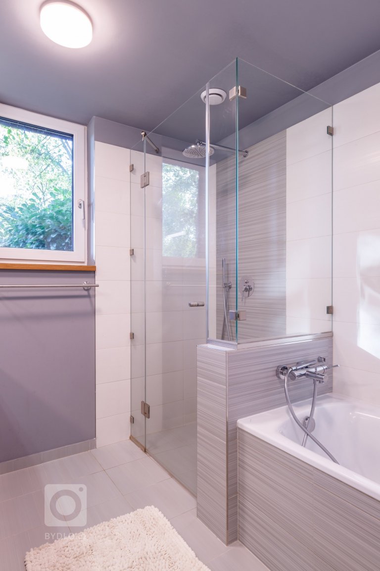 add picture to album