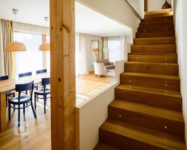 add picture to album