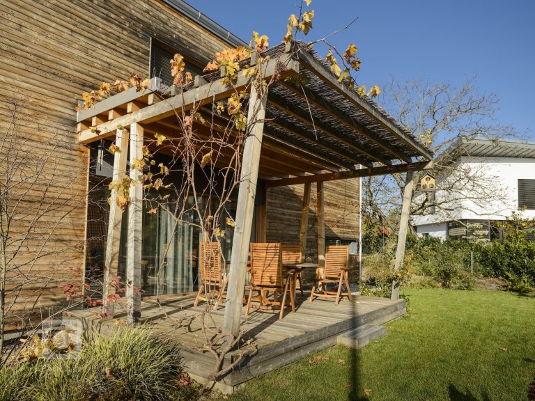 add picture to album