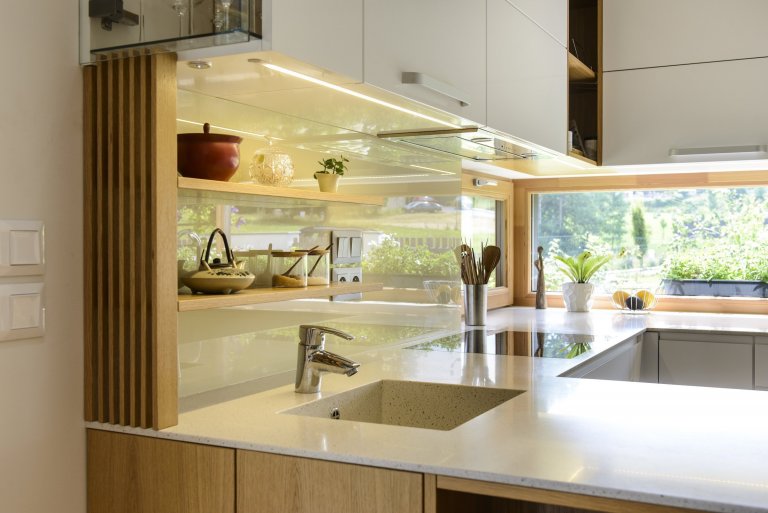 Koncepce rodinného domu s&nbsp;permakulturní zahradou pro japonsko-český manželský pár je vedena snahou o&nbsp;jednoduché, funkční a kultivované řešení, které…